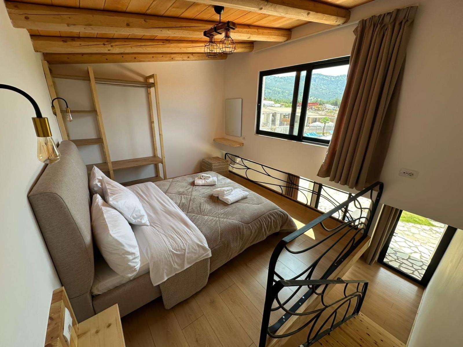 Vila Milo Himarë Exterior foto